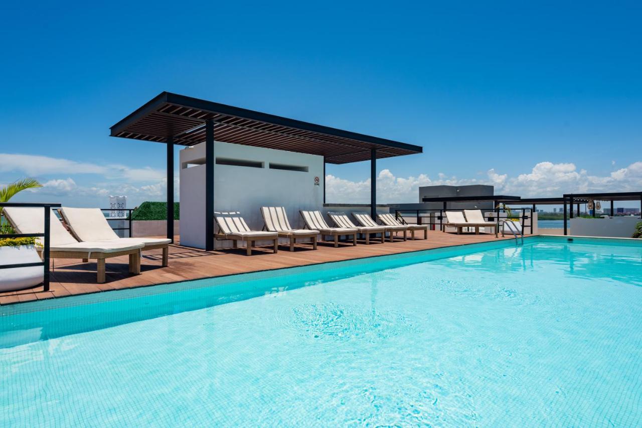Aloja Oceanview In The Hotel Zone Канкун Экстерьер фото